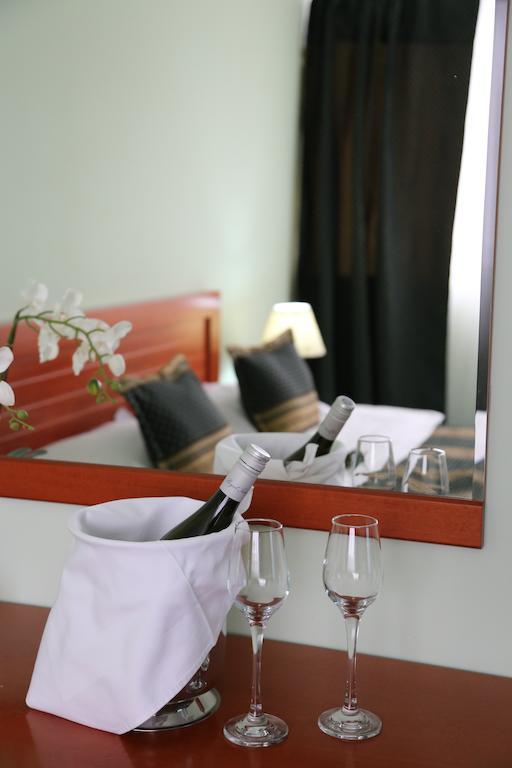 Hotel Apollonia Pristina Værelse billede