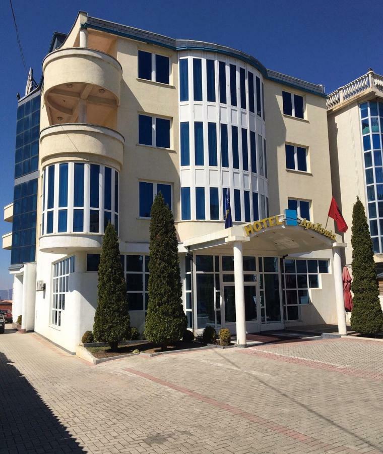 Hotel Apollonia Pristina Eksteriør billede
